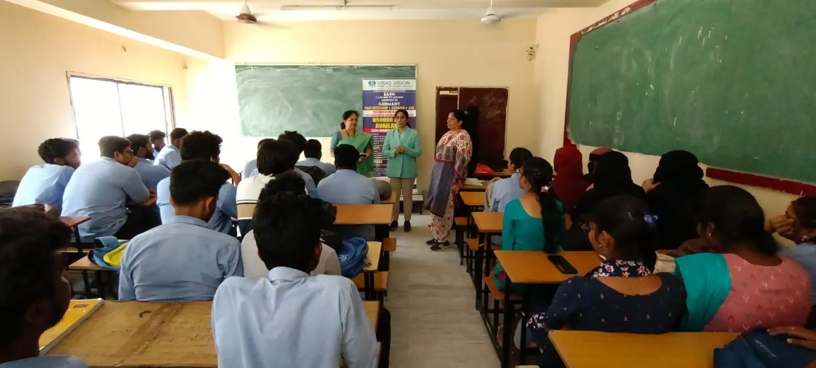 Career Guidance Seminar by Visas Vision
