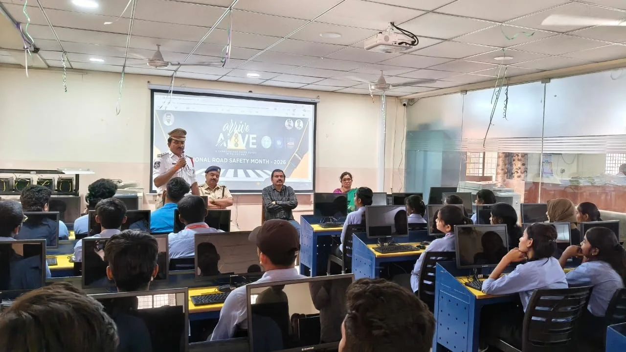 Awareness Programme On Traffic: Arrive & Alive - photo 1